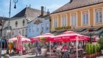 Auch dem Neunkirchner Stadtcafé kommt der Schanigarten jetzt teuer. (Bild: DORISSEEBACHER)