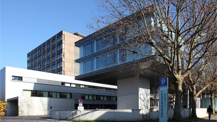 Aus Vorarlberg meldete das Krankenhaus der Stadt Dornbirn Ausfälle in der IT.