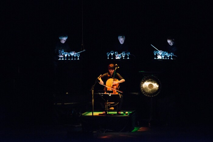 Performance von „Black Angels“ 2013