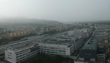 Das Gewitter über Wien, aufgenommen vom Dach der Kronen Zeitung (Bild: zVg)