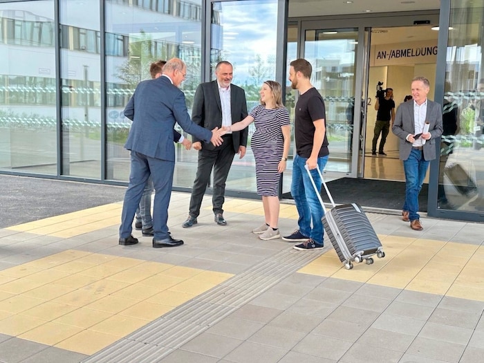 Landeshauptmann Hans Peter Doskozil, kaufmännischer Direktor Marc Seper und Franz Öller, ...