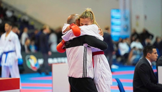 Papa Ivo unterstützt Tochter Marina Vukovic so gut es geht. (Bild: Karate Insights)
