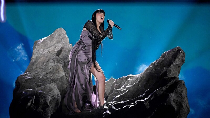 Teya Dora ging mit dem Song „Ramonda“ für Serbien an den Start. (Bild: APA/AFP/TT News Agency/Jessica GOW)