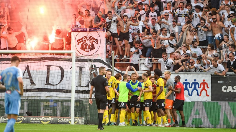 2022 sicherten sich die Altacher im letzten Heimspiel den Klassenerhalt – gegen die WSG Tirol, die mit einer B-Elf angereist war. (Bild: GEPA pictures)