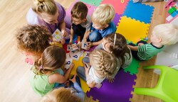 Ein Platz im Kindergarten – für viele Familien ist das nicht möglich. (Bild: OKSANA SHUFRYCH)