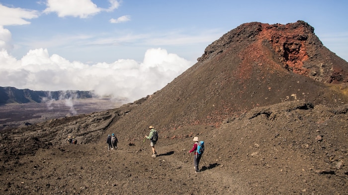 Lava überall – Wanderung auf dem Vulkan ...