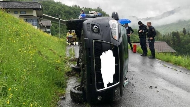 Eine Lenkerin stürzte in Lend mit ihrem Pkw ab.