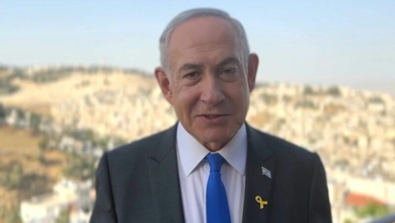 „Wie ich bereits gesagt habe, werden wir, wenn es sein muss, mit unseren Klauen kämpfen“, sagt Netanyahu am Donnerstag in der Videobotschaft. (Bild: AFP)