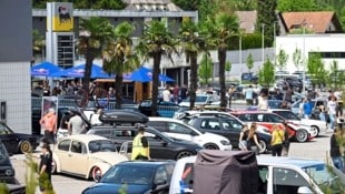 Die Tankstelle Mischkulnig in Velden gilt als Hotspot der GTI-Fans. Auch dort blieb es laut ...