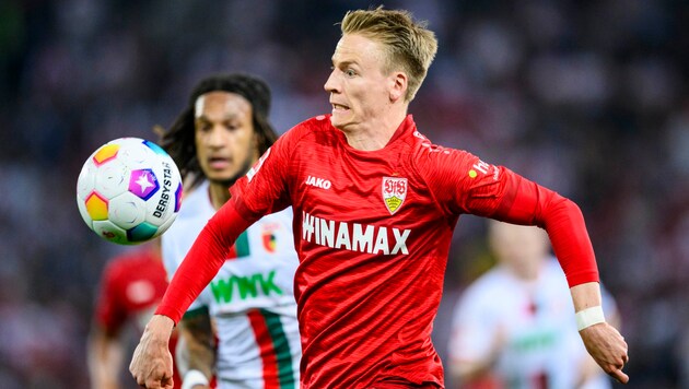 Victory in Augsburg! Stuttgart overtake Bayern ... (Bild: AFP/ASSOCIATED PRESS)