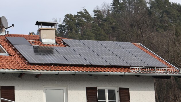 PV-Anlagen in Tirol erfreuen sich zunehmender Beliebtheit. (Bild: Birbaumer Christof)