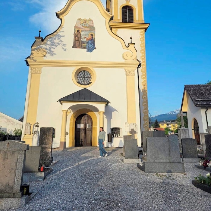 Paula Stärz nutzte 2023 die „Lange Nacht der Kirchen“, um den Kirchturm in Völs bis ganz noch ...