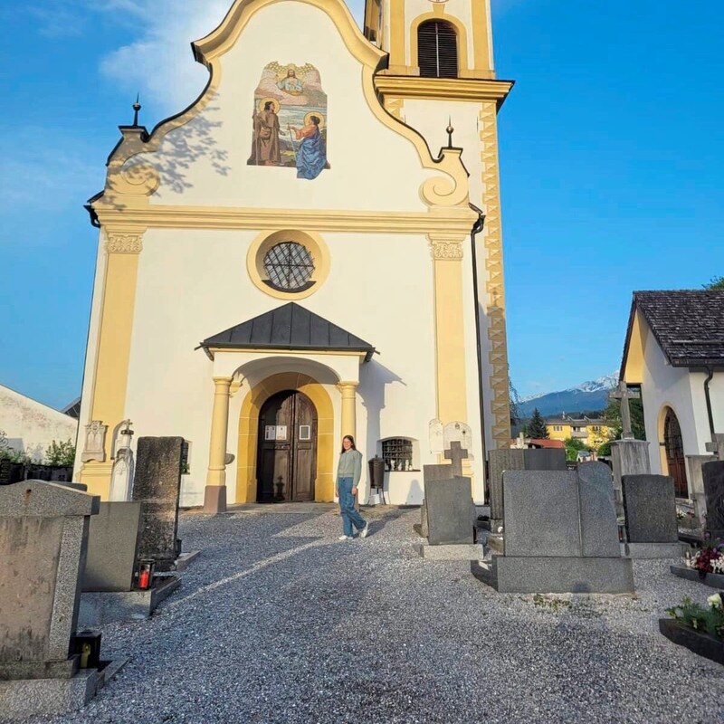 Paula Stärz nutzte 2023 die „Lange Nacht der Kirchen“, um den Kirchturm in Völs bis ganz noch oben zu besteigen. (Bild: Paula Stärz)