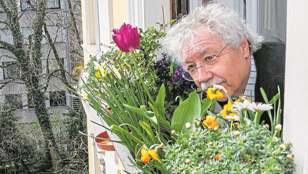 Mit 70 Jahren steht der Salzburger Schriftsteller in der Blüte seines Lebens. (Bild: Tschepp Markus)