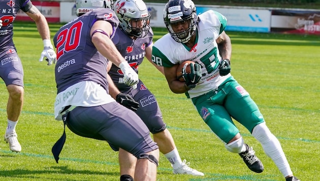 Madre London (re.) gehört jetzt zu den Danube Dragons aus Floridsdorf. (Bild: Alexander Forst)