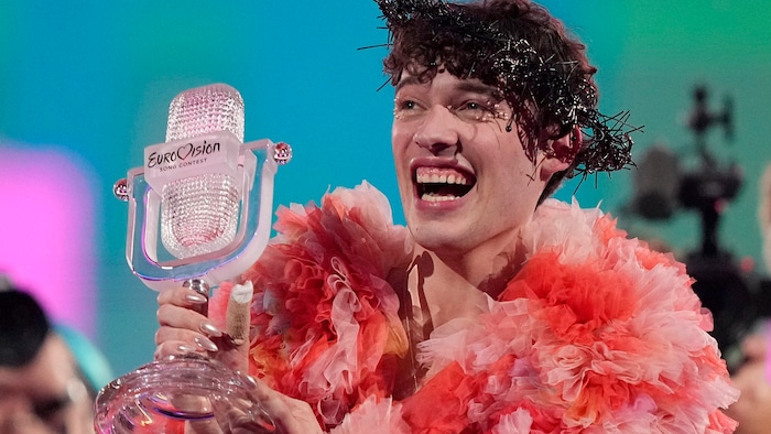 Nemo hat den Eurovision Song Contest gewonnen.