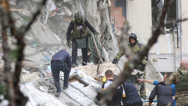 Rus yetkililer Belgorod sınır bölgesine bir başka Ukrayna hava saldırısı düzenlendiğini bildirdi (arşiv görüntüsü). (Bild: AFP/Stringer)