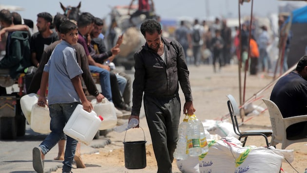 Palestinians in Rafah (Bild: AFP/APA)