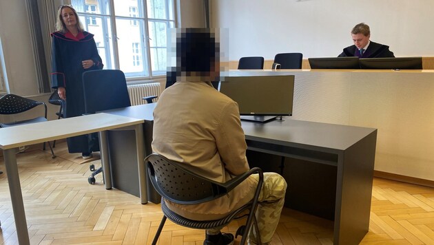 The accused wanted to secure a place to sleep - and resorted to quite drastic means to do so. (Bild: Dorn Chantall)