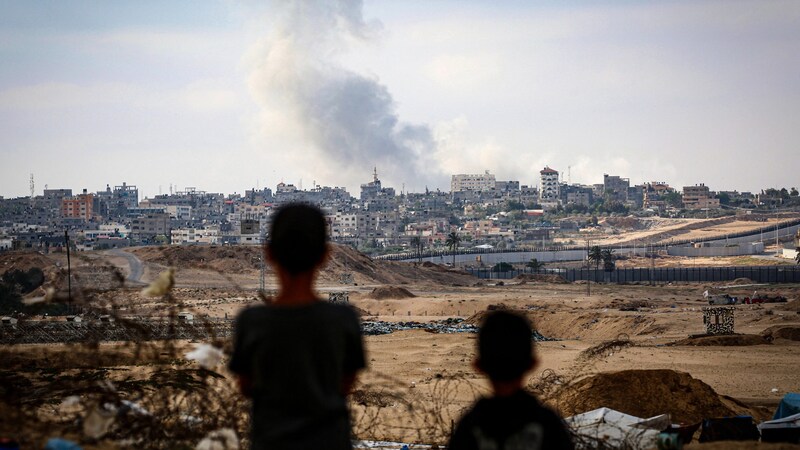 Fast eine halbe Million Menschen musste aus der umkämpften Stadt Rafah innerhalb weniger Tage fliehen. (Bild: AFP/AFP )