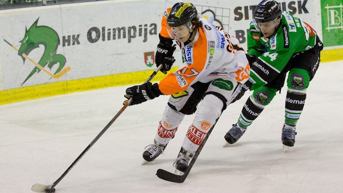 Ganahl (left) already played for the 99ers from 2009 to 2015.