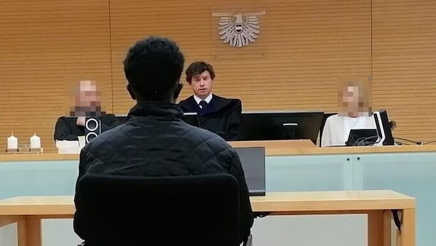 The Somali man sat before a jury in Innsbruck. (Bild: Stegmayr Markus, Krone KREATIV)