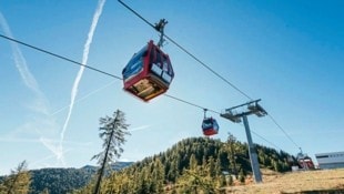Mit den Bergbahnen geht es bequem in die alpine Welt.