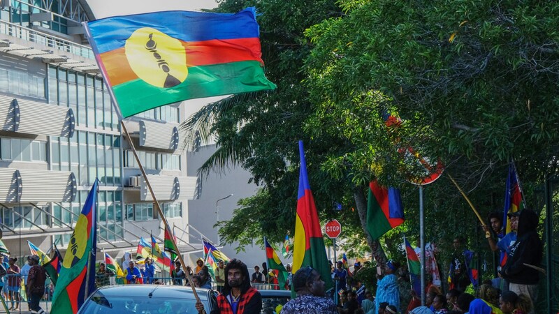 Protestierende der Unabhängigkeitsbewegung (Bild: AFP/Theo Rouby)