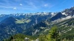 Diese Wanderung lohnt sich: Grandioser Ausblick von der Zäwasheilspitz aus. (Bild: Bergauer Rubina)