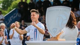 Michael Brandner feierte als Kapitän den Aufstieg in die Bundesliga.