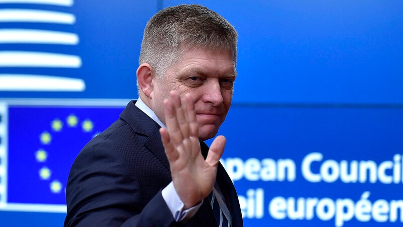 Robert Fico'ya suikast girişiminin ardından büyük dehşet (Bild: APA/AFP/JOHN THYS)