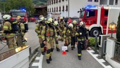 Weil ein Gasmelder Alarm geschlagen hatte, mussten die Florianijünger ausrücken. (Bild: ZOOM Tirol)