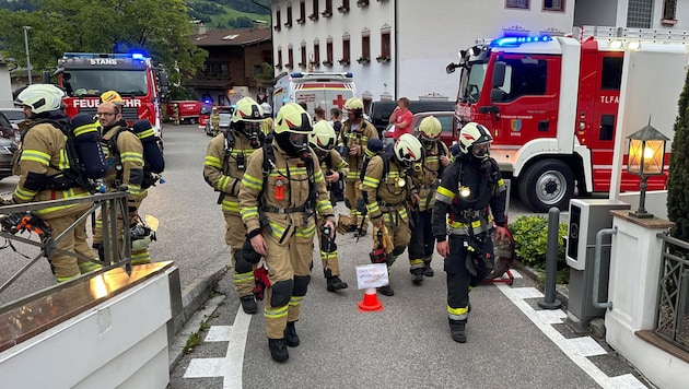 Weil ein Gasmelder Alarm geschlagen hatte, mussten die Florianijünger ausrücken. (Bild: ZOOM Tirol)