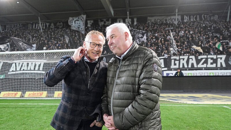 Eagerly awaiting Sunday: Former provincial governor Hermann Schützenhöfer (right, with Sturm vice-president Peter Schaller). (Bild: Sepp Pail)