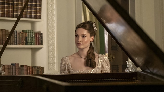 Hannah Dodd has taken over the role of Francesca Bridgerton from Ruby Stokes and is the new jewel in the Queen's crown. (Bild: © 2024 Netflix, Inc.)