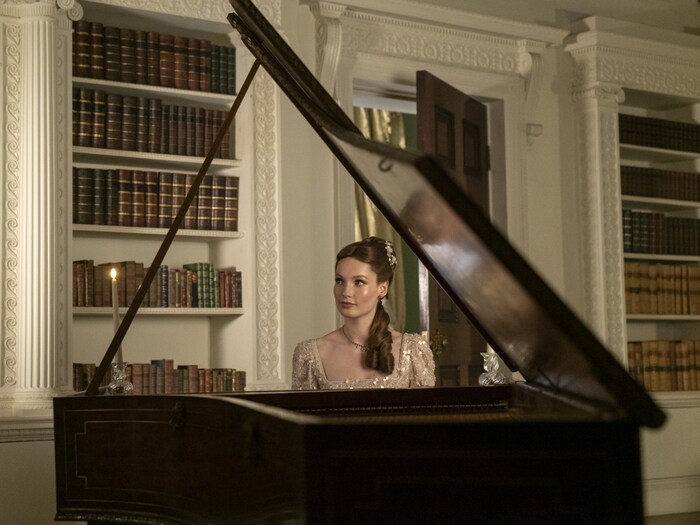 Hannah Dodd als Francesca Bridgerton