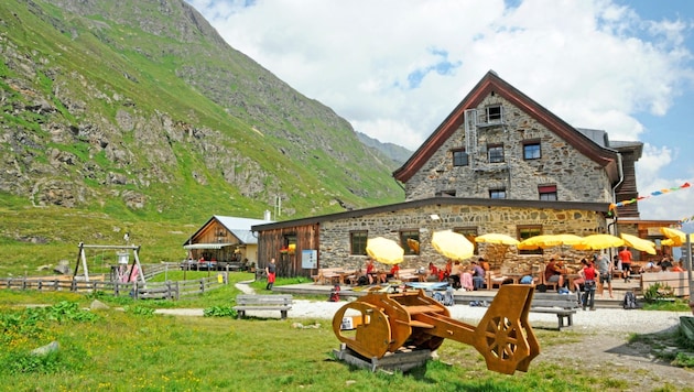 The popular refuge, one of the most important in Tyrol, is fighting for access. (Bild: Fankhauser)