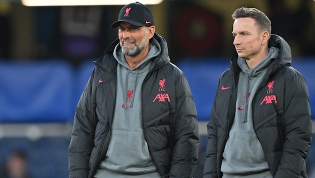 Jürgen Klopp (l.) mit Pepijn Lijnders (Bild: AFP/APA/Glyn KIRK)