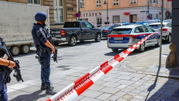 A state of emergency prevailed in the city center of Linz for six hours on Wednesday. (Bild: Lauber/laumat.at Matthias)