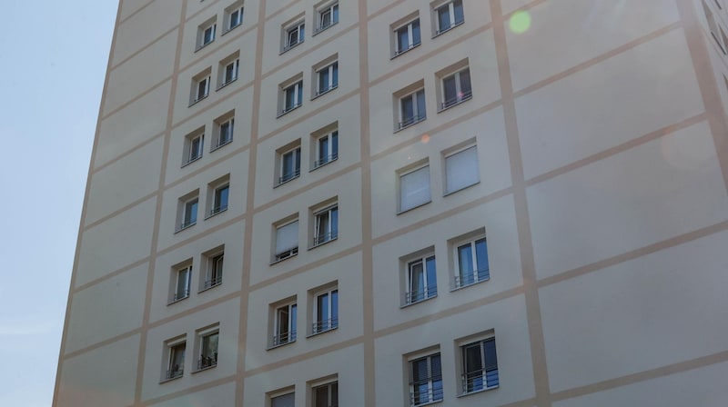 The crime took place in this block of flats in the city of Salzburg. (Bild: Tschepp Markus)