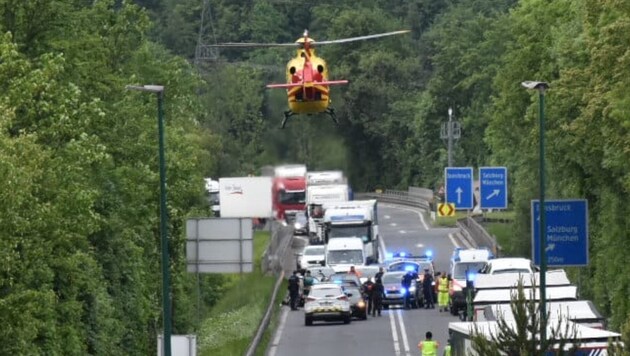 Motosiklet sürücüsü (19) uçakla Innsbruck Hastanesi'ne kaldırıldı.