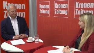 Andreas Schieder war im „Krone“-Studio zu Besuch und stellte sich Ihren Fragen. (Bild: JOMO KG)