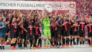 Da ist das Ding! Bayer Leverkusen kam auch im letzten Spiel der Saison 2023/24 nicht aus dem Jubeln heraus. (Bild: AP)