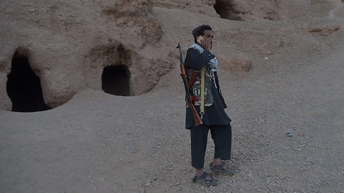 Archivbild aus dem Jahr 2022: Taliban-Sicherheitsmann in der Provinz Bamian