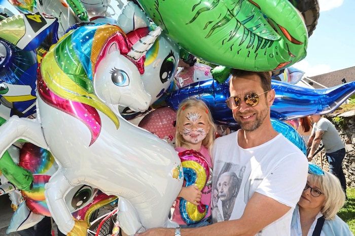 Little Tilda with her dad Thomas