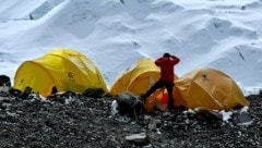 Archivbild aus dem Jahr 2021: Das Basislager am Mount Everest (Bild: APA/AFP/PRAKASH MATHEMA)