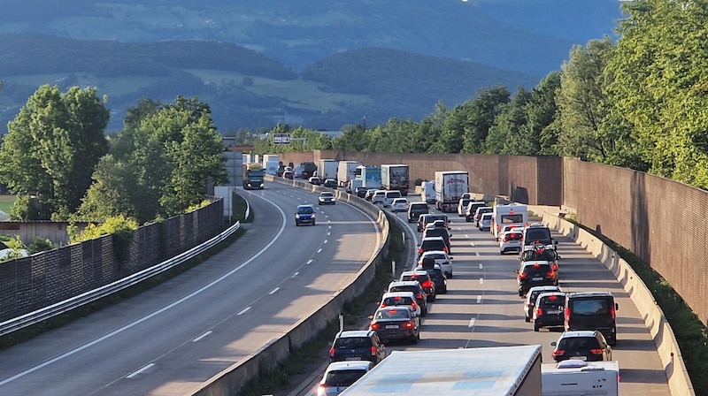 Zu Fronleichnam werden sich wieder unzählige Urlauber in Richtung Süden aufmachen. (Bild: BERNHARD NIEDERHAUSER)