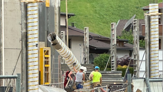A baleset ezen a zillertali építkezésen történt. (Bild: ZOOM Tirol/zoom.tirol)