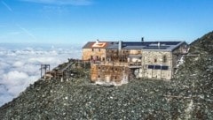 Mit 3454m ist die auf der Adlersruhe gelegene Erzherzog- Johann- Hütte die höchstgelegene ...