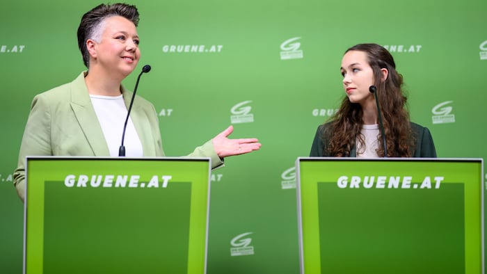 Die grüne EU-Spitzenkandidatin Lena Schilling steht massiv unter Druck. Dennoch machte ihr ...